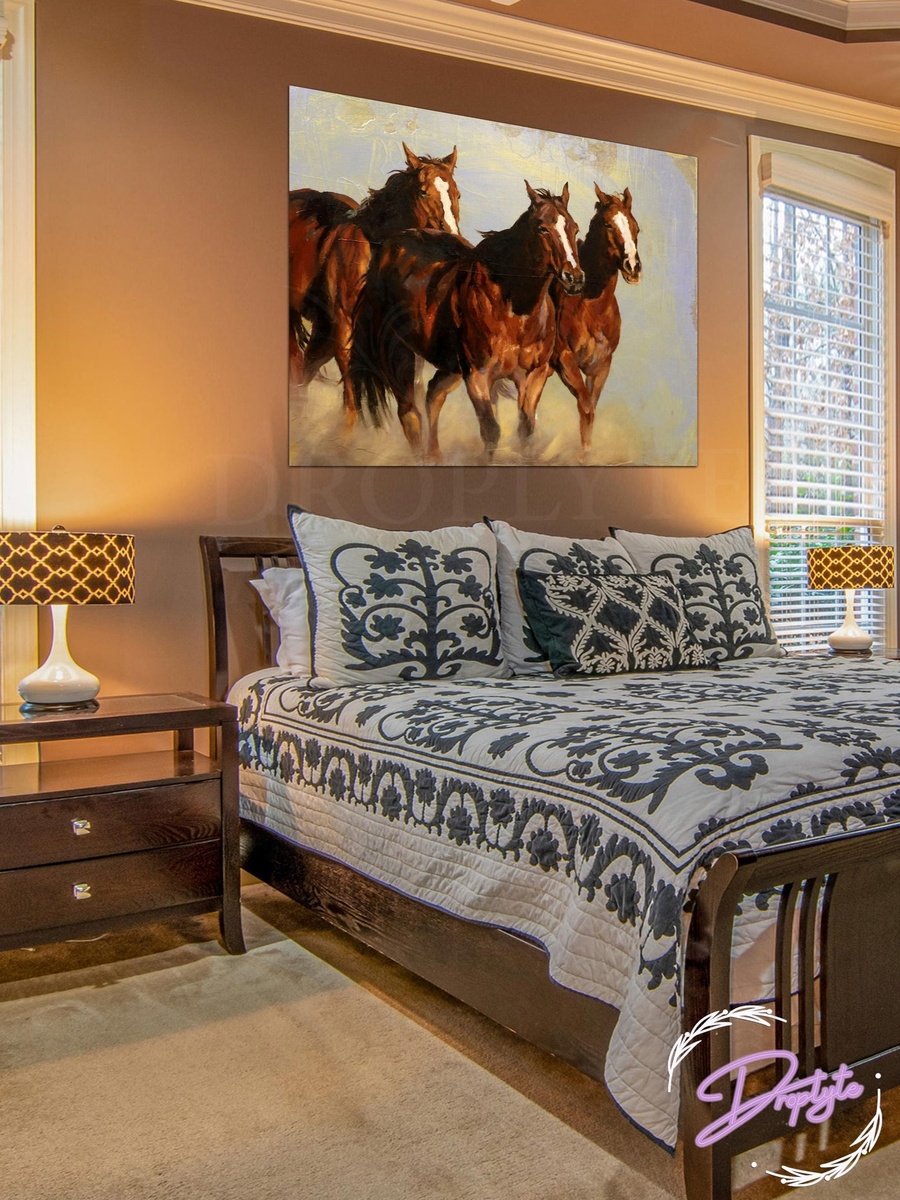 Brown Horses with Golden Background Painting Decorative Wall Art, 40cm x 30cm