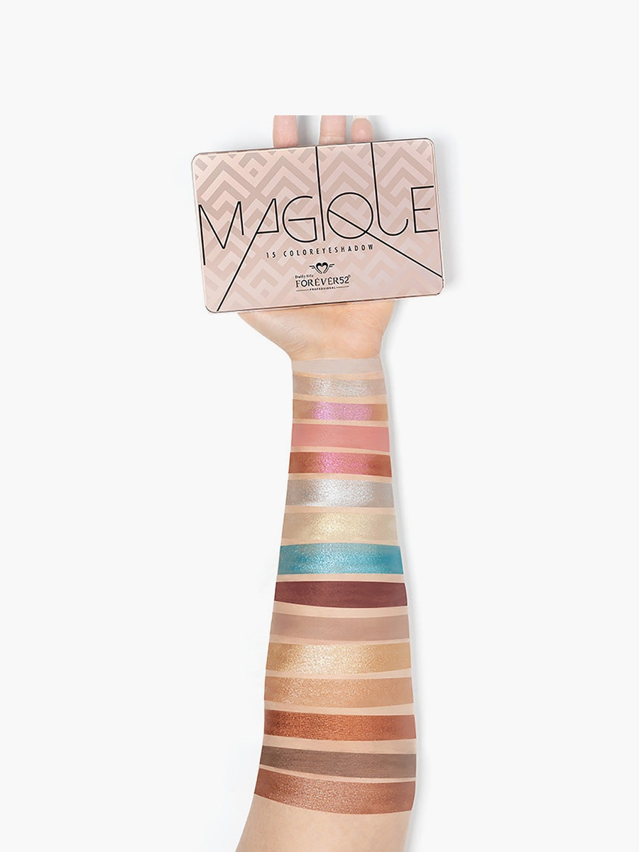 Magique 15 Color Eyeshadow Palette 15gm