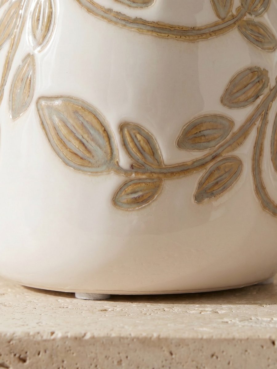 Decorative Ceramic Vase - 15x11x15 cms