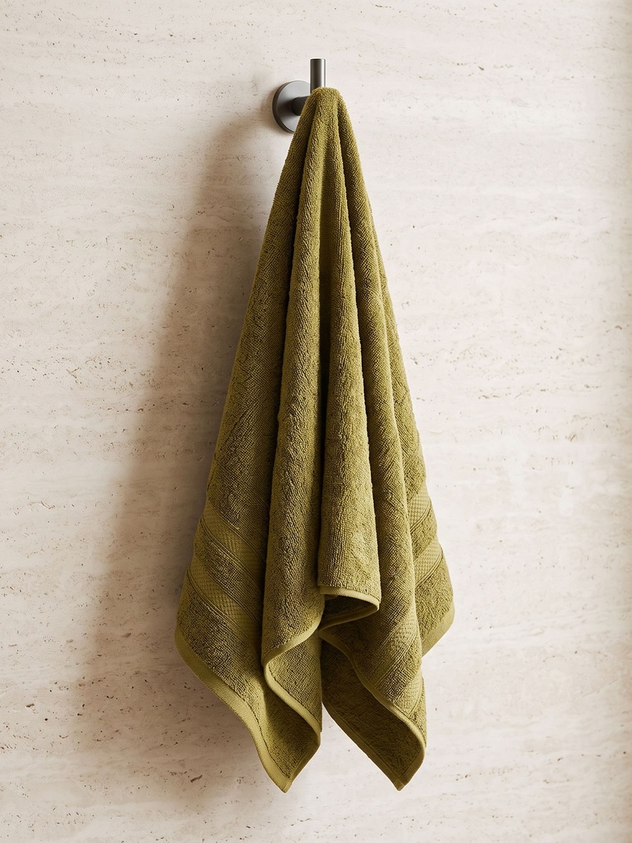 Essential Plus Combed 8-Piece Towel Set
