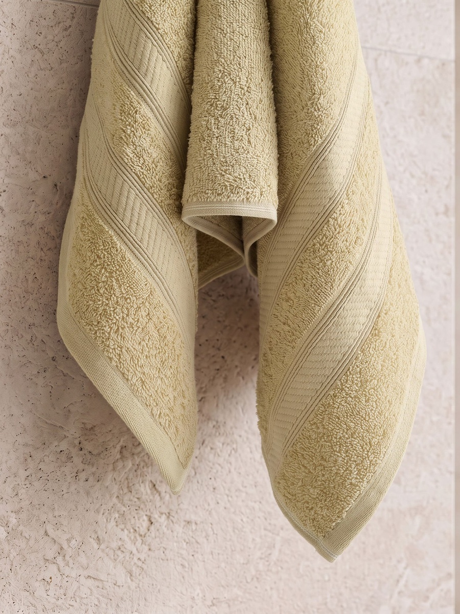 Essential Plus Combed Hand Towel - 50x90 cm