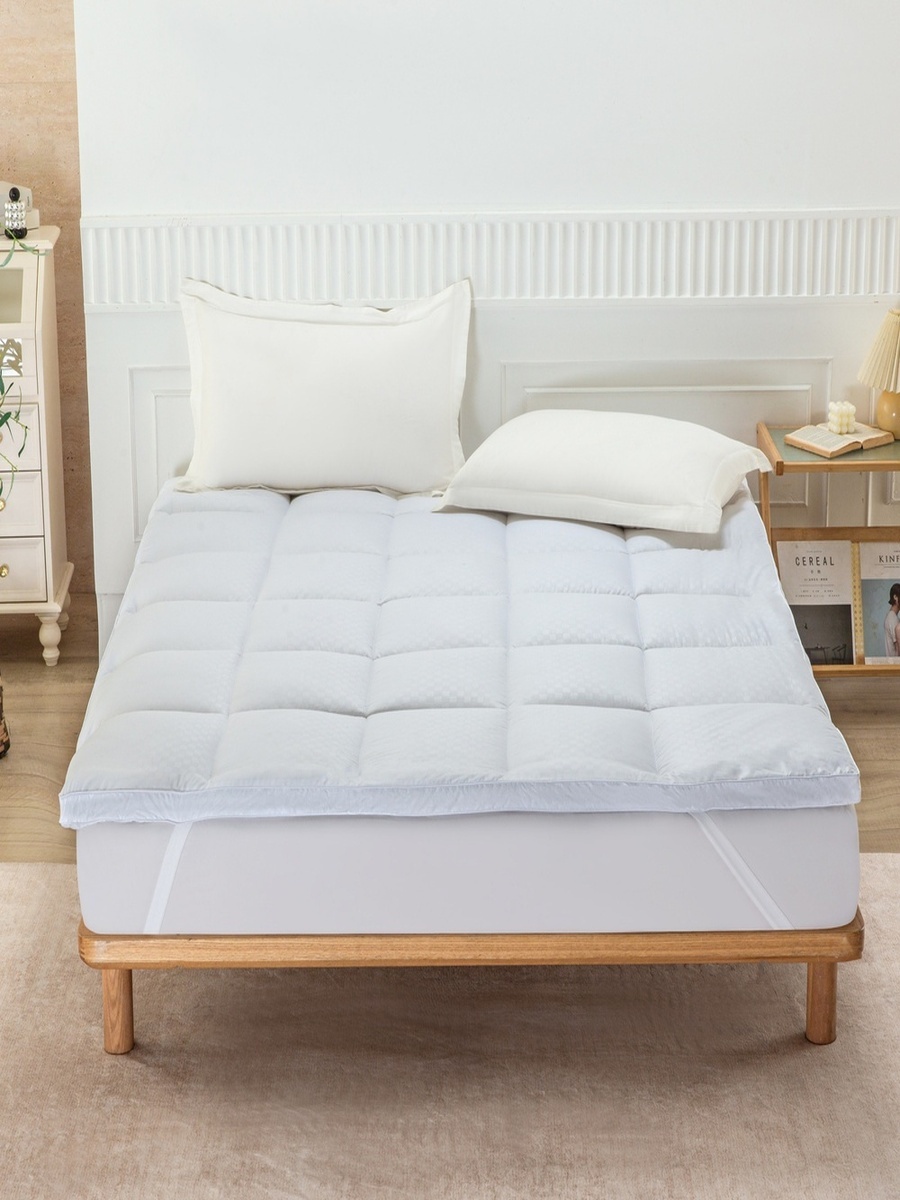 Hilton-Actifresh Queen Mattress Topper - 150x200+4 cm