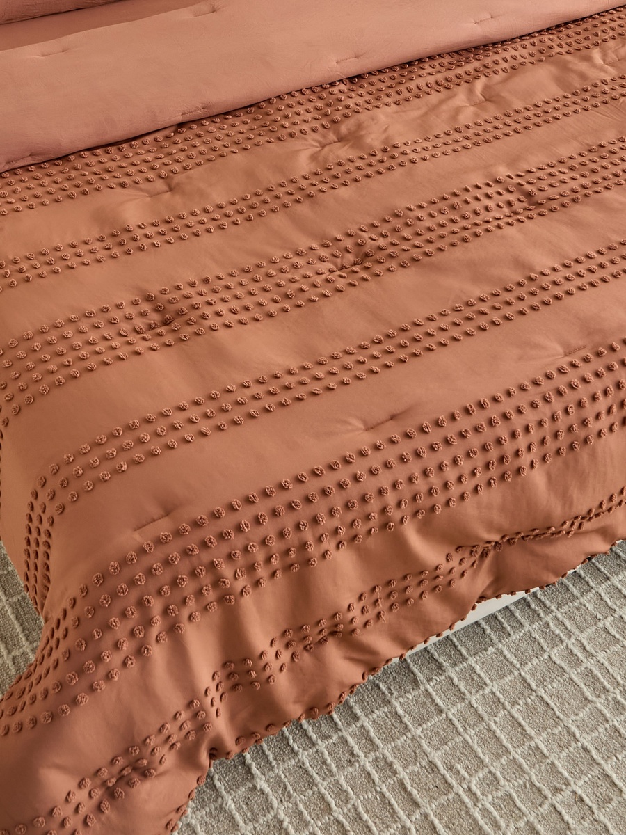 Braxton Dot Tuft 7-Piece King BIAB Comforter Set - 220x240 cm