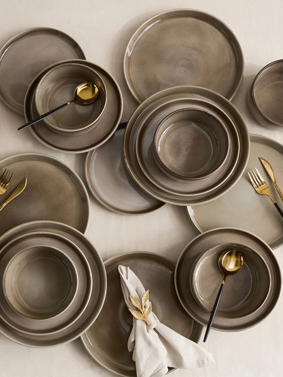 Elegenza 18-Piece Stoneware Reactive Dinner Set - Serves 6