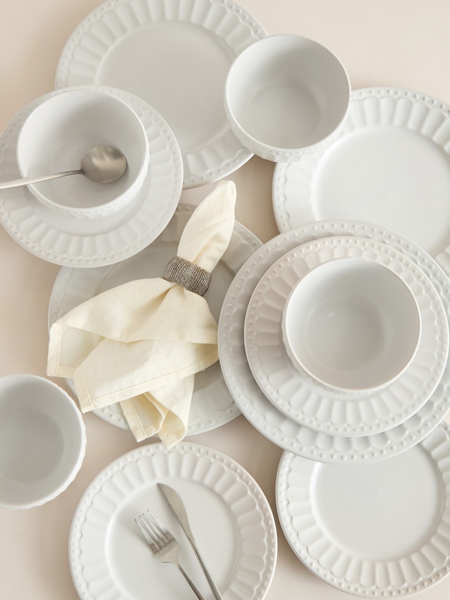 Elegenza Camellia 12-Piece Dinner Set - Serves 4