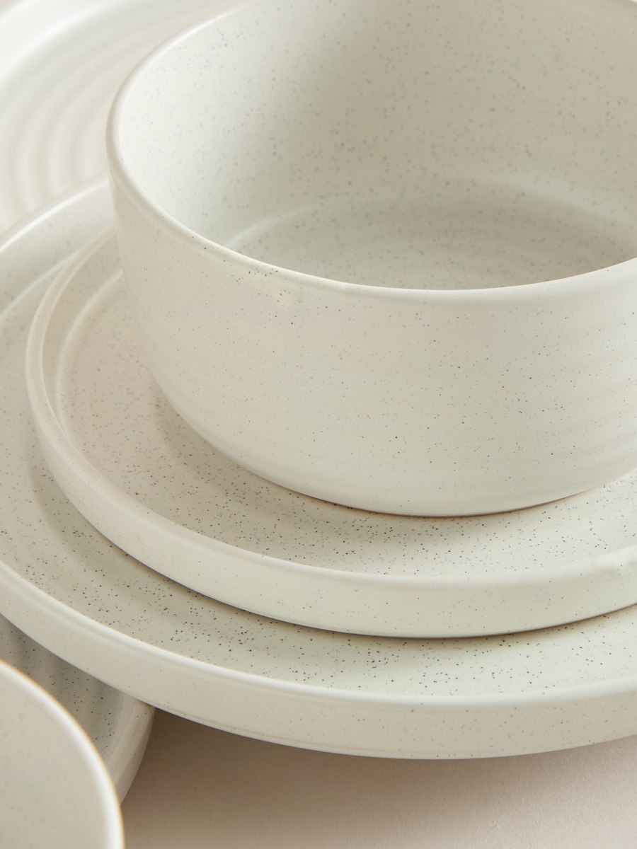 Elegenza Iris 12-Piece Dinner Set - Serves 4
