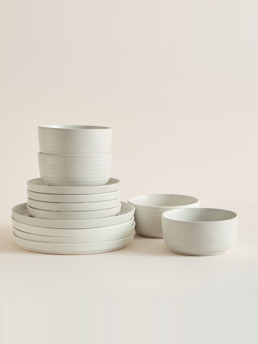 Elegenza Iris 12-Piece Dinner Set - Serves 4