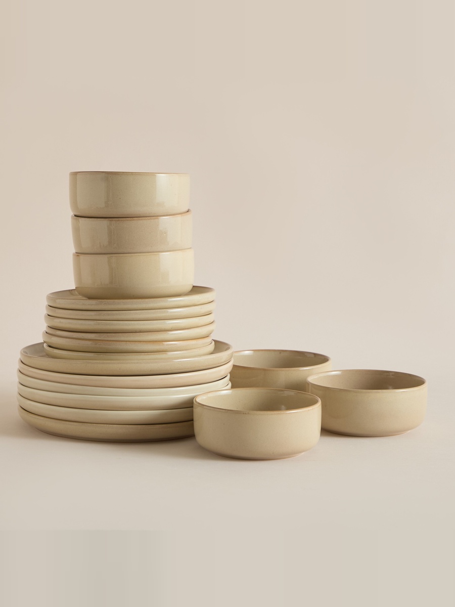 Elegenza Blubell Reactive 18-Piece Dinner Set - Serves 6