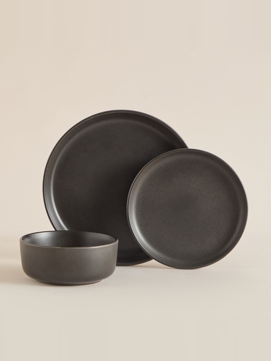 Elegenza Daisy Reactive 18-Piece Dinner Set - Serves 6
