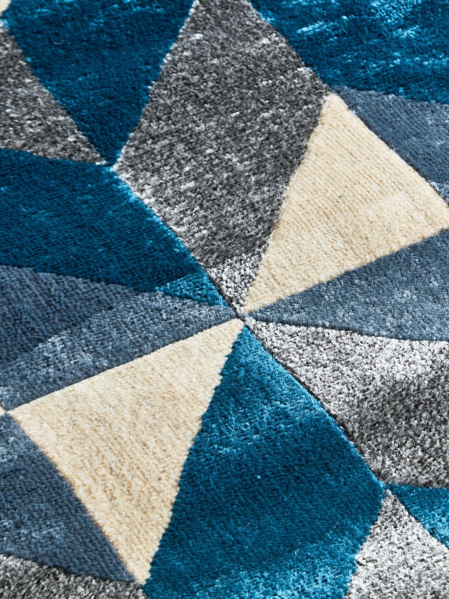 Sardinia Zig Zag Stain Resistant Polypropylene Rug - 60x150 cm
