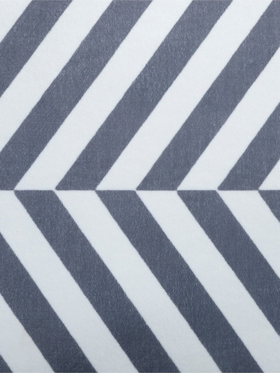 Wells Printed Flannel Rug - 110x160 cm