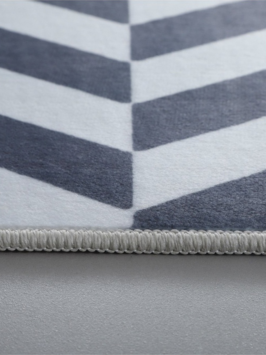 Wells Printed Flannel Rug - 150x200 cm