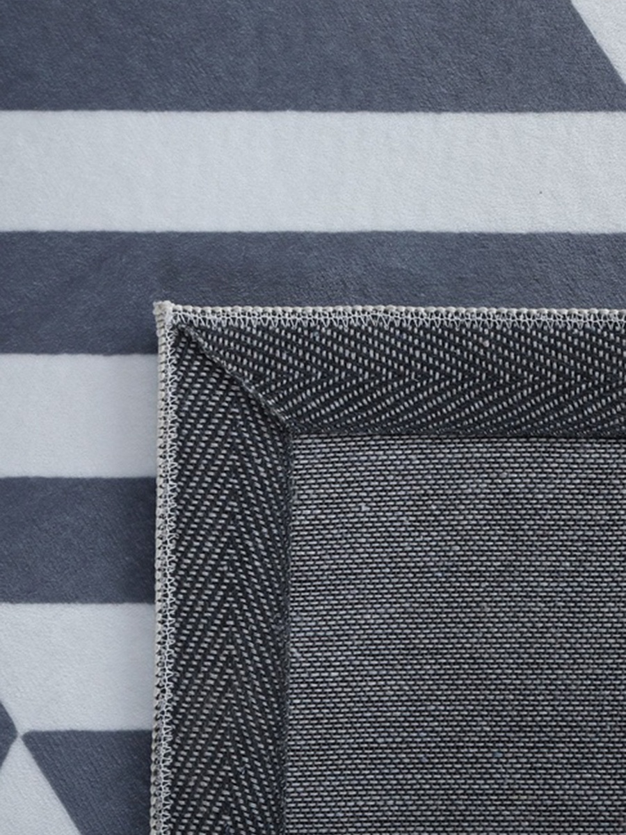 Wells Printed Flannel Rug - 150x200 cm