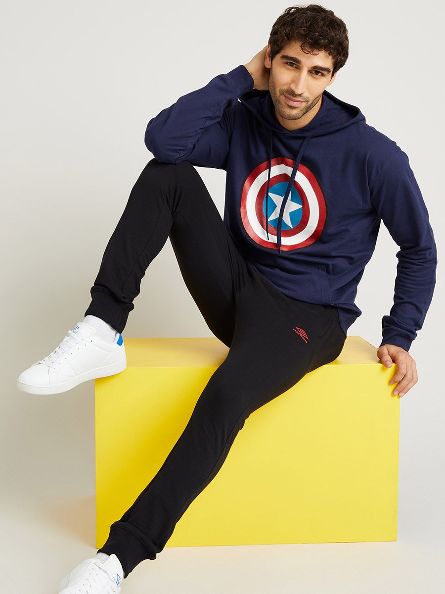 Avengers HD Print Hoodie with Kangaroo Pocket Detail