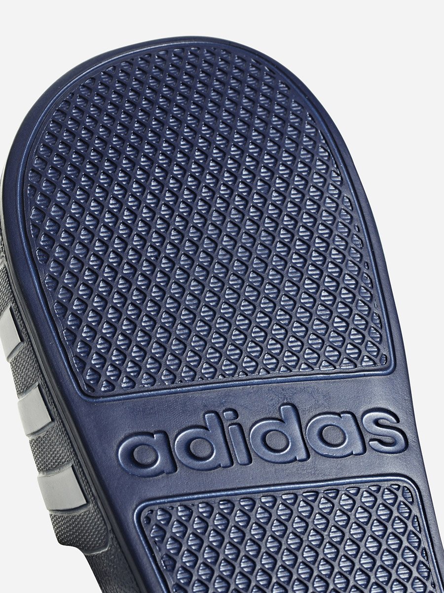 Adilette Aqua Slides