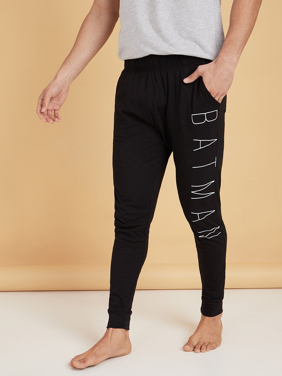 Batman Graphic Print T-shirt and Cuffed Pyjama Set