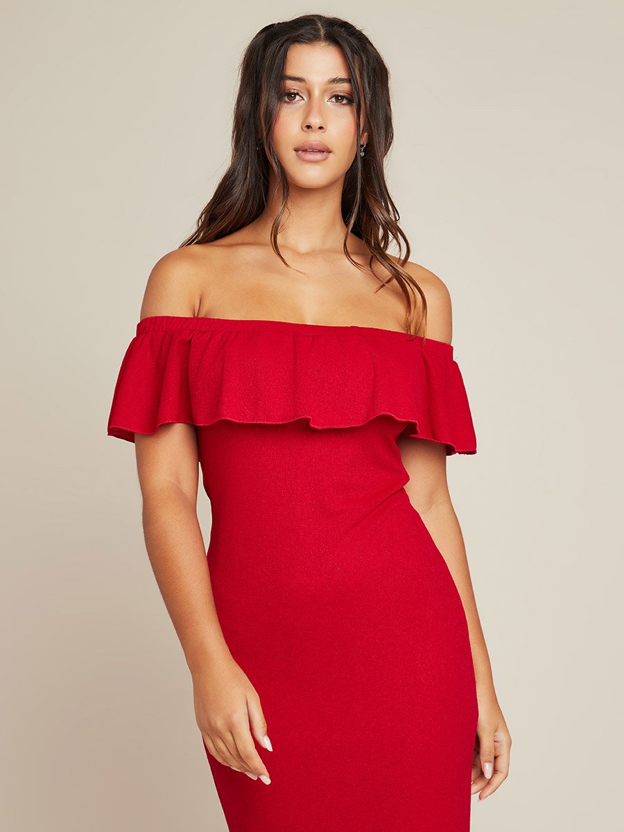 Off Shoulder Bodycon Maxi Dress For Women at Saudi | Styli Off Shoulder Bodycon Maxi Dress For Women at Saudi | Styli