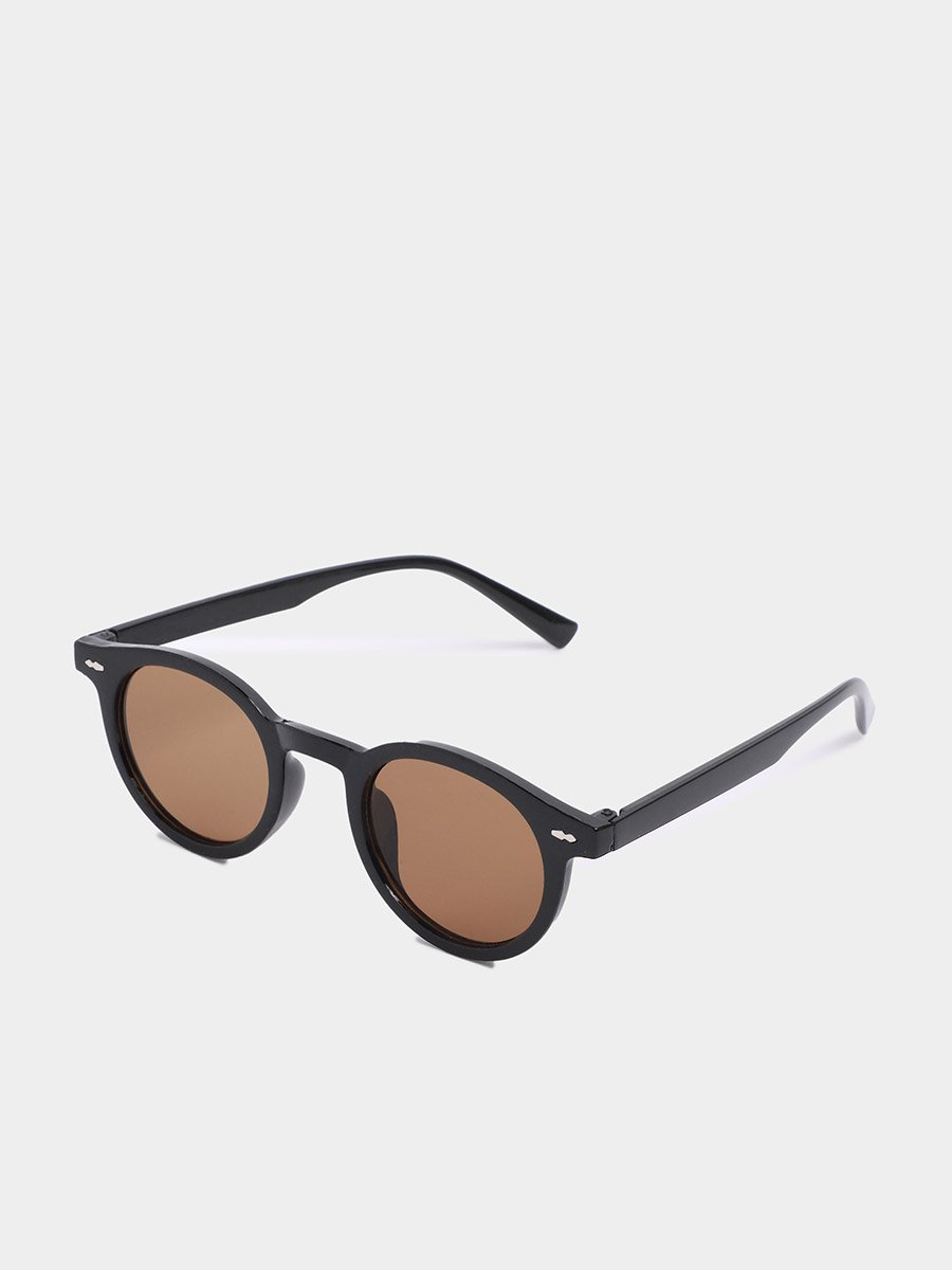 Round Sunglasses with Molded Nose Pads
