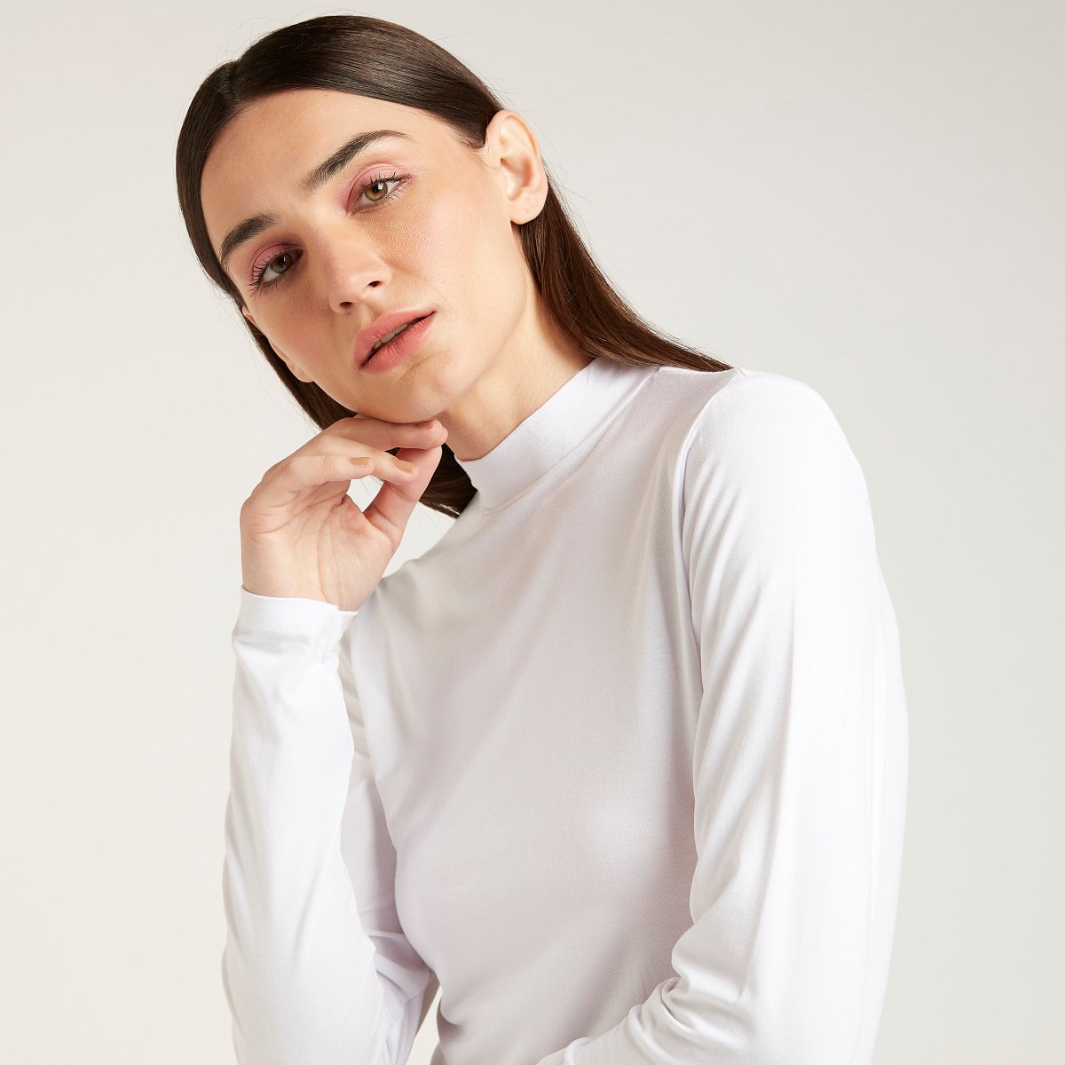 Long Sleeves High Neck Solid T-shirt