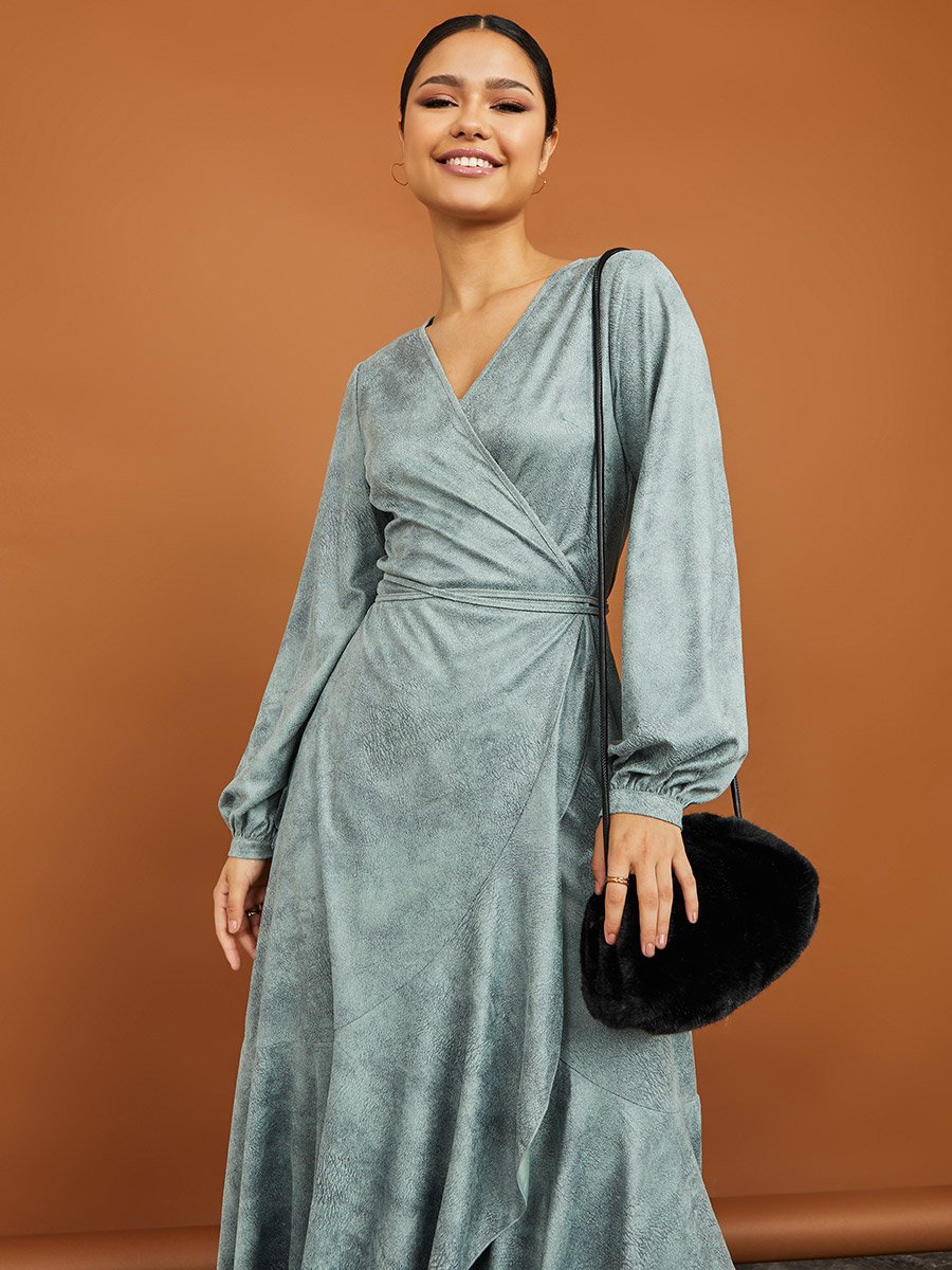 Long Sleeves Frill Hem Velvet Wrap Maxi Dress For Women at Saudi | Styli Long Sleeves Frill Hem Velvet Wrap Maxi Dress For Women at Saudi | Styli