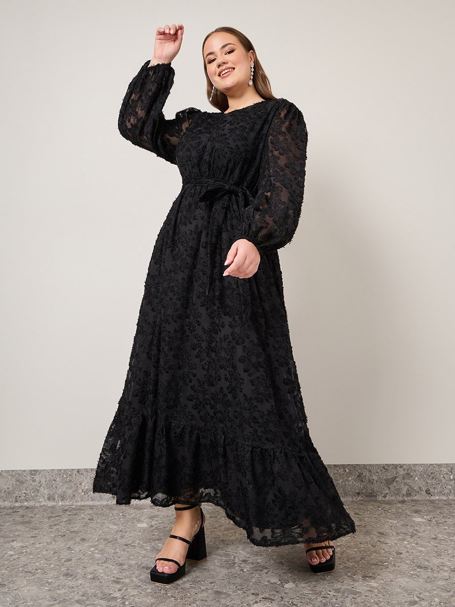 Plus Glitter Off Shoulder Embroidery Detail Bodycon Midi Dress For Women at Kuwait | Styli Plus Glitter Off Shoulder Embroidery Detail Bodycon Midi Dress For Women at Kuwait | Styli