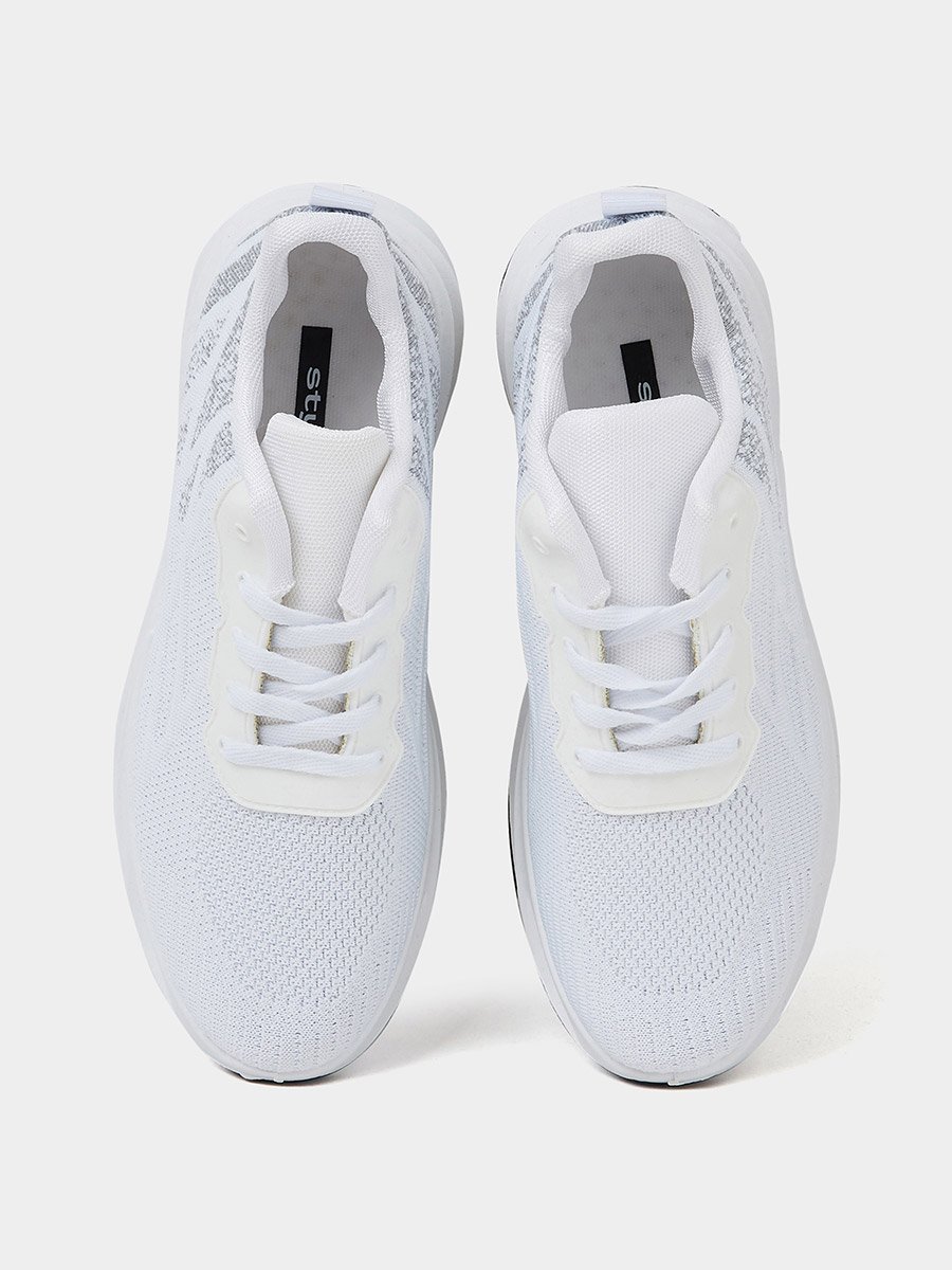 Hollow Outsole Mesh Patterned Upper Sneakers