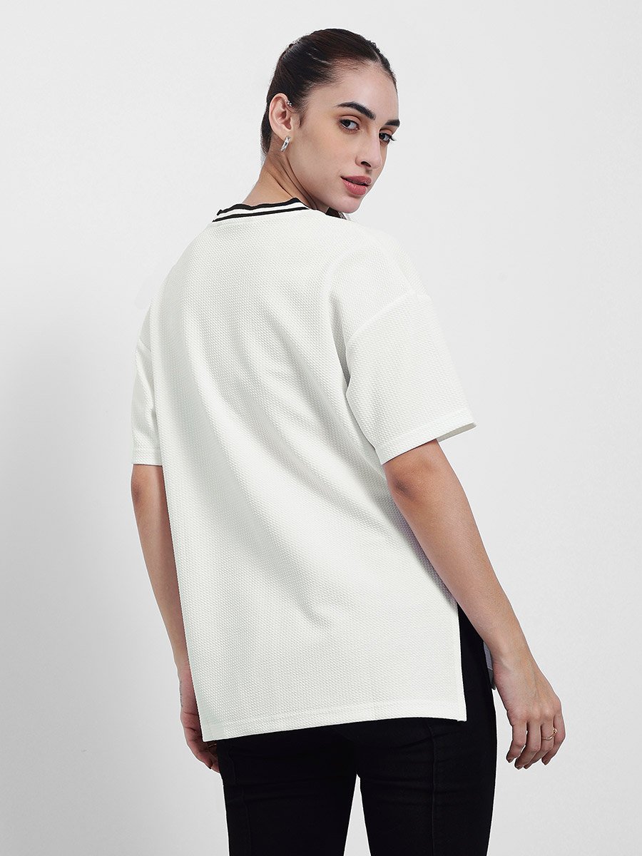 Oversized Contrast Neck Rib Embroidered T-Shirt