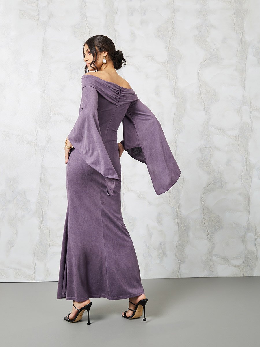 Off Shoulder Batwing Sleeves Design Maxi Dress For Women at Saudi | Styli Off Shoulder Batwing Sleeves Design Maxi Dress For Women at Saudi | Styli