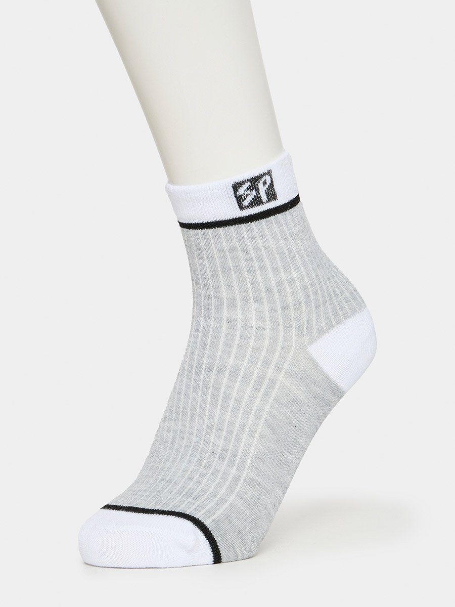 Pack of 5 - Embroidered Patch Ribbed Detail Crew Socks