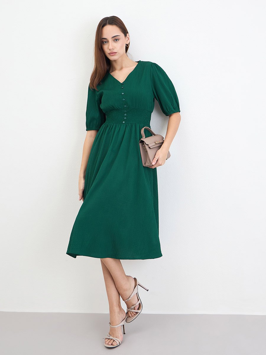 Green Textured V Neck A-Line Midi Dress For Women at UAE | Styli Green Textured V Neck A-Line Midi Dress For Women at UAE | Styli
