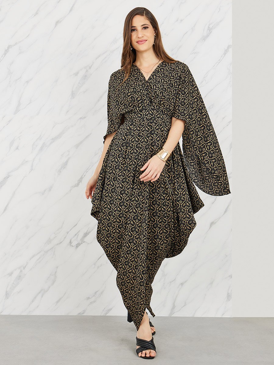 All Over Print Pleated Asymmetric Hem Cape Sleeves Maxi Dress For Women at Kuwait | Styli All Over Print Pleated Asymmetric Hem Cape Sleeves Maxi Dress For Women at Kuwait | Styli