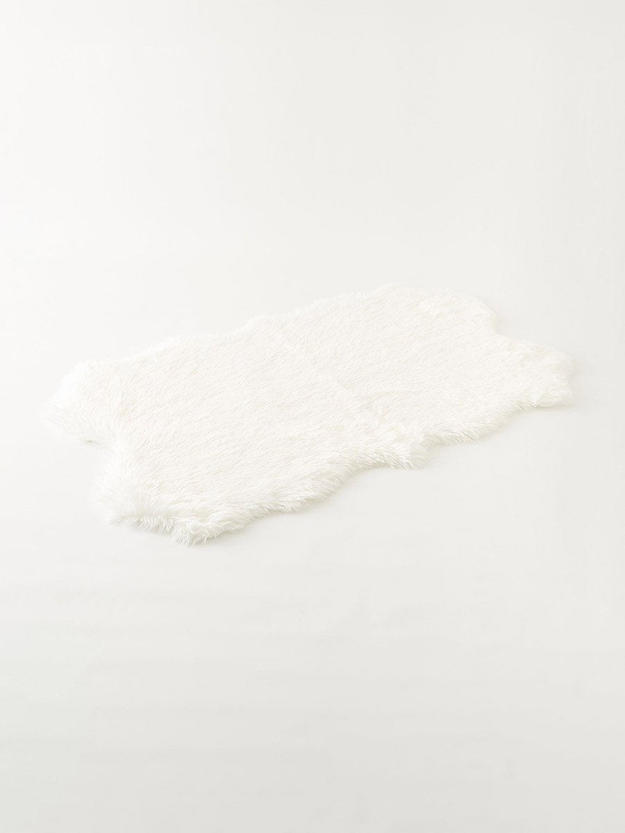 Faux Fur Rug - 165x90cm