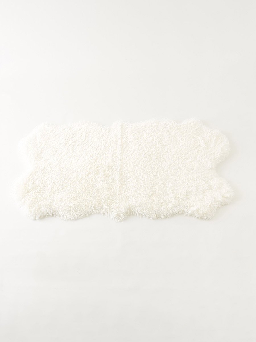 Faux Fur Rug - 165x90cm