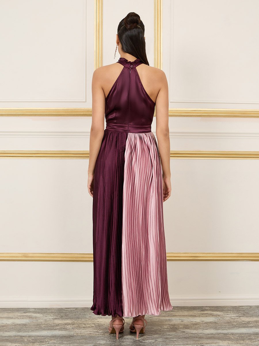 Colorblock Pleated Halter Neck A-Line Maxi Dress