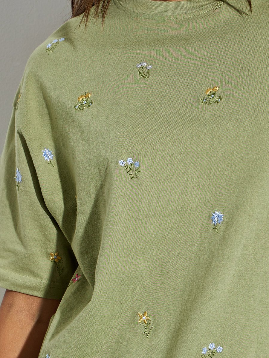 Oversized Floral Embroidered Front 100% Cotton T-Shirt