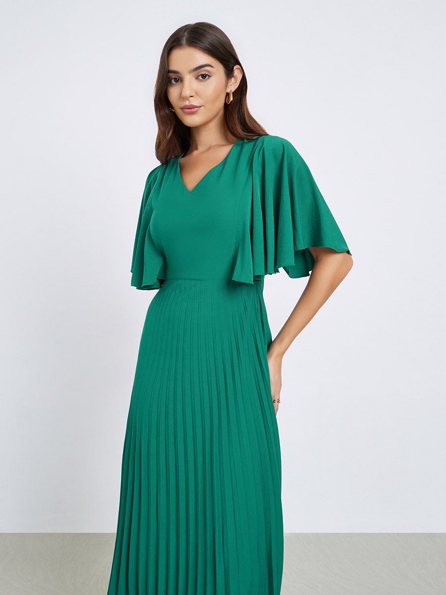 فستان طويل كريب بحافة واسعة وأكمام مكشكشة