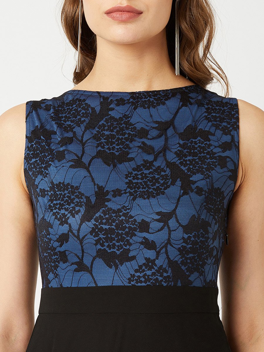 Lace Yoke Sleeveless A-Line Maxi Dress