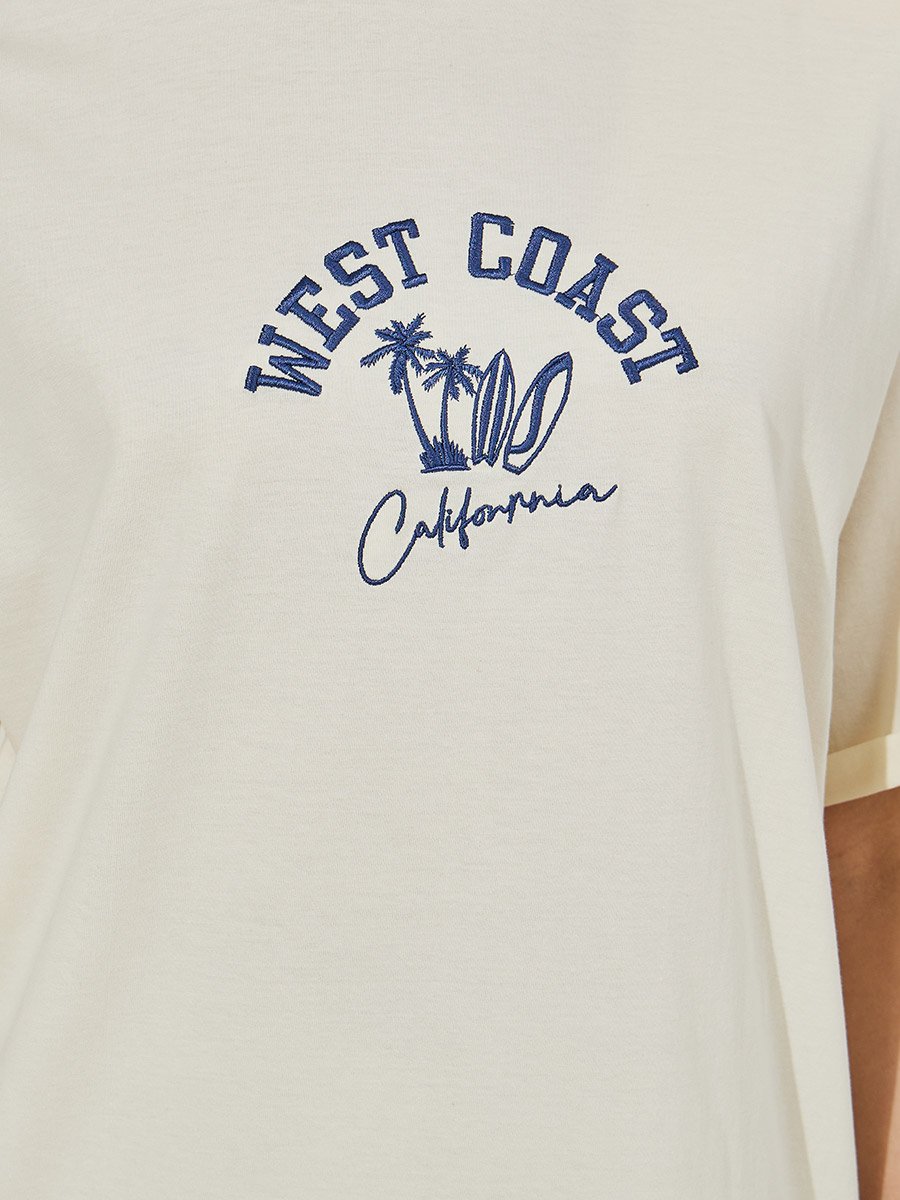 Oversized Embroidery Detail 100% Cotton T-Shirt For Women at Saudi