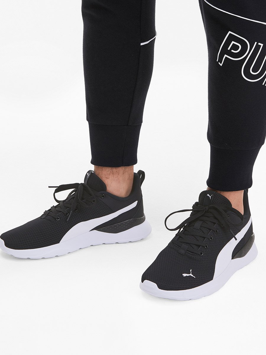 Anzarun Lite Lace Up Sneakers