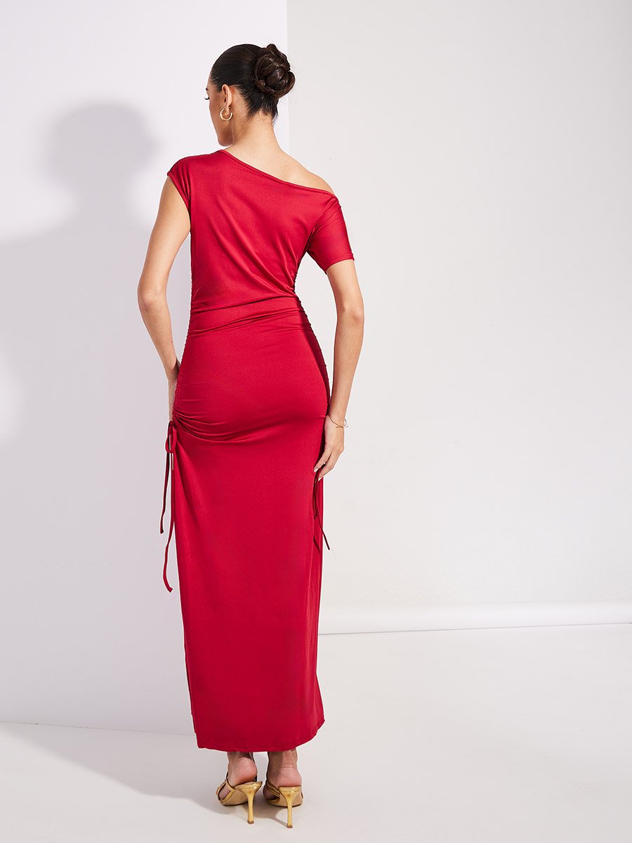Ruched Side Asymmetric Neck Bodycon Maxi Dress For Women at Saudi | Styli