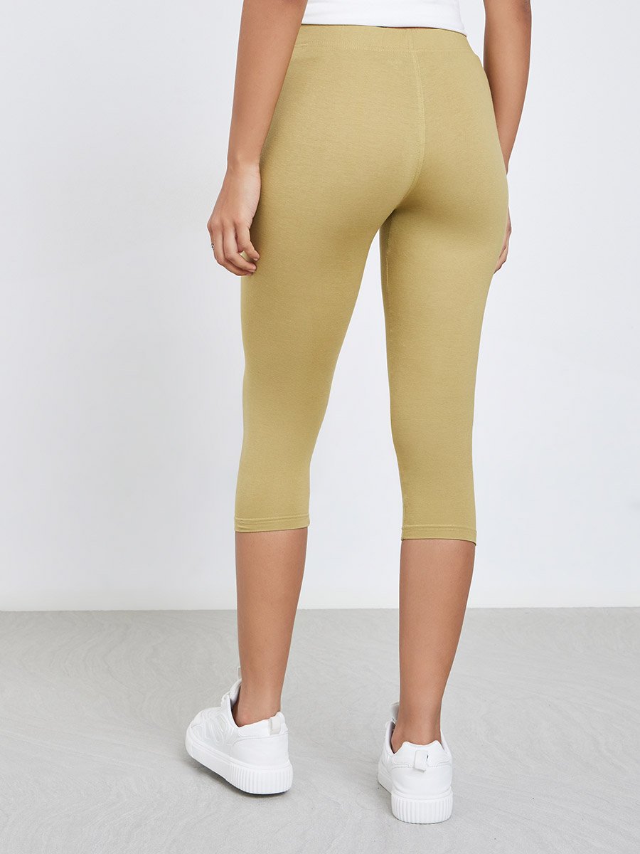 Elastic Waistband Basic Capri Length Leggings