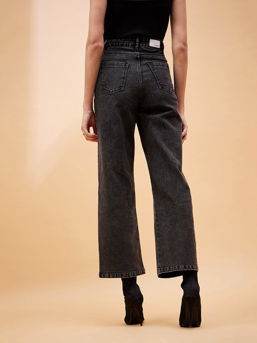 High Rise Front Dart Jeans with Back Pockets