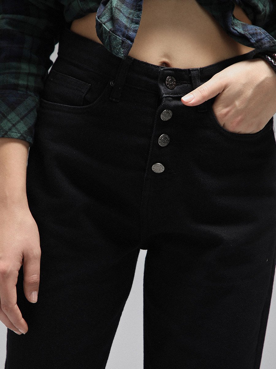 High Rise Clean Look Mom Fit Cropped Jeans