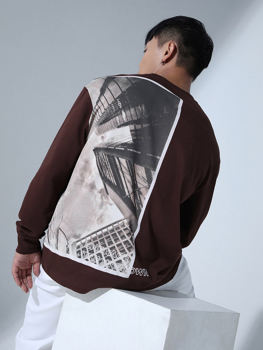 Back and Front Graphic Print T-Shirt with Long Sleeves