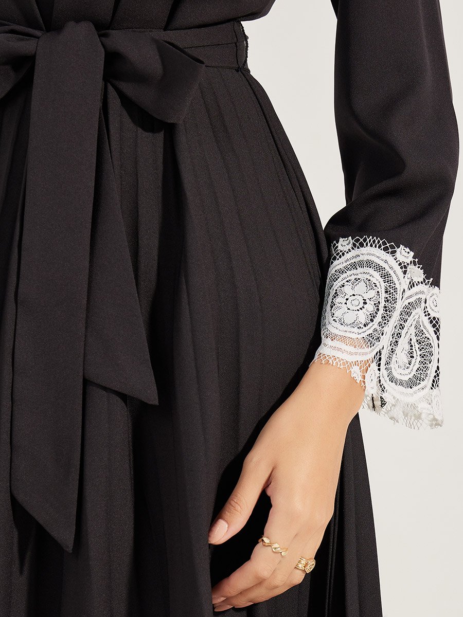 Lace Insert Pleated Hem Midi Dress