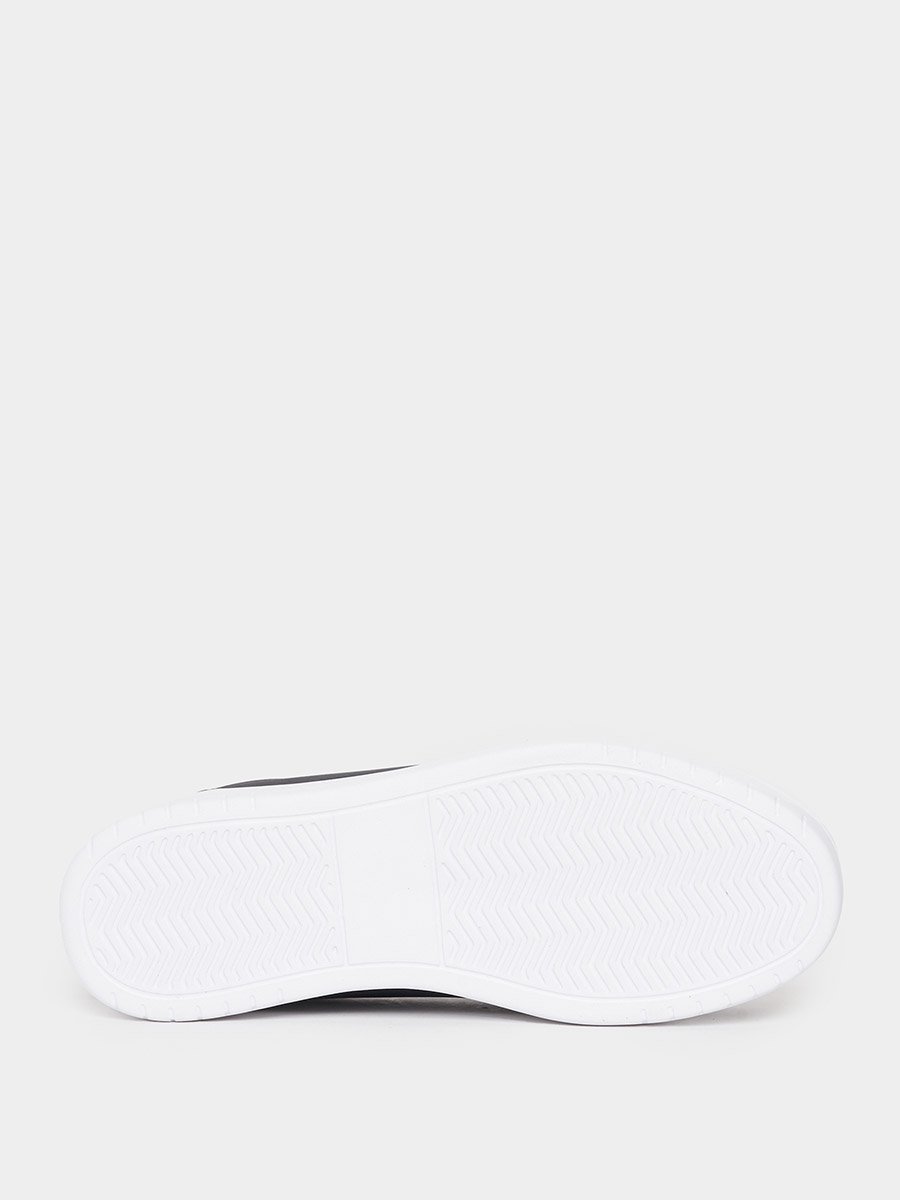 Solid Stitch Detail Casual Lace Up Shoes