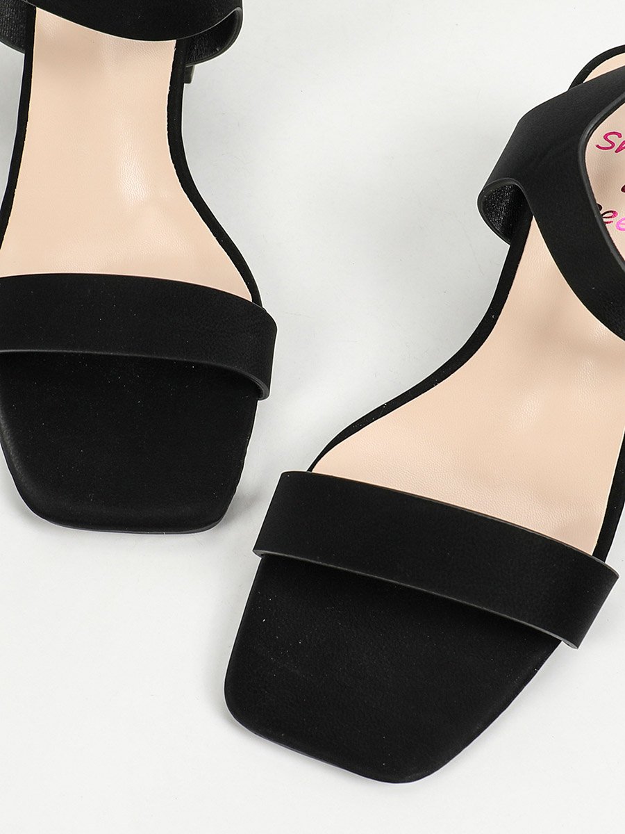 Solid Block Heel Sandals with Buckle Closure