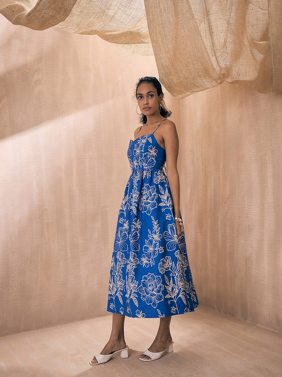 knee length dresses for ladies Blue Floral Adjustable Strappy Maxi Seme Dress – SABO