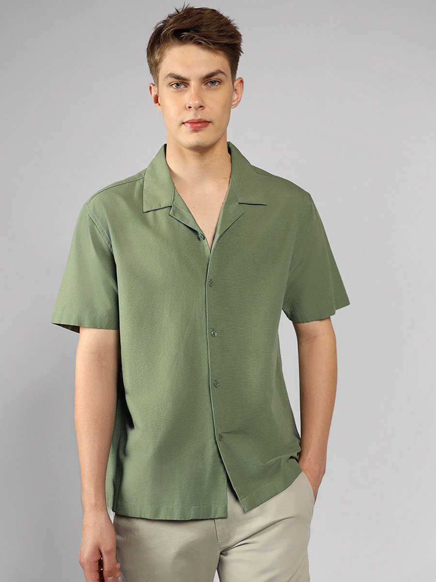 Solid Casual Shirt with Button Placket