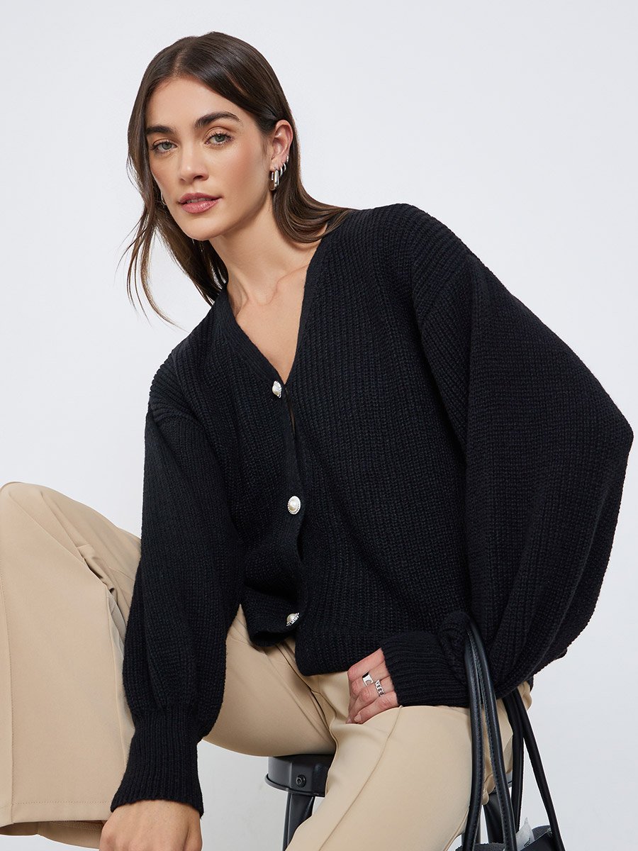 Elegant Black Knit Buttoned Cardigan